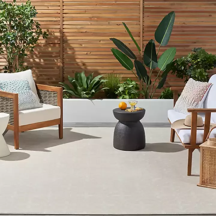 Fashion Beige & Ivory Quatrefoil Indoor/Outdoor Rug, 8x10 Outdoor Rugs