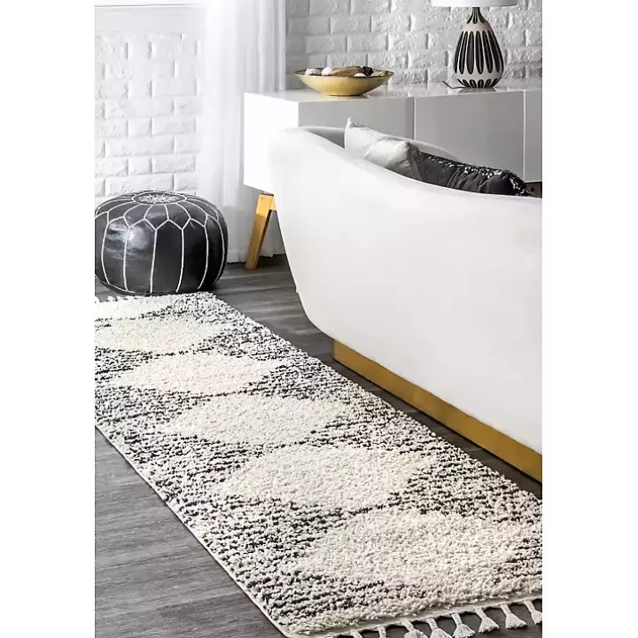 Flash Sale Bria Moroccan Diamond Tassel Runner Accent Rugs