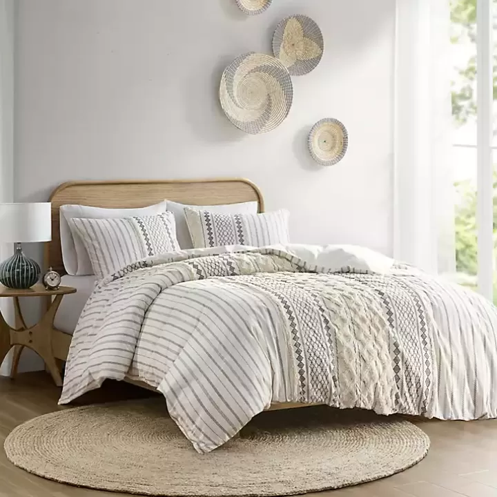 Hot Cotton Tufted Full/Queen 3-pc. Comforter Set Comforters