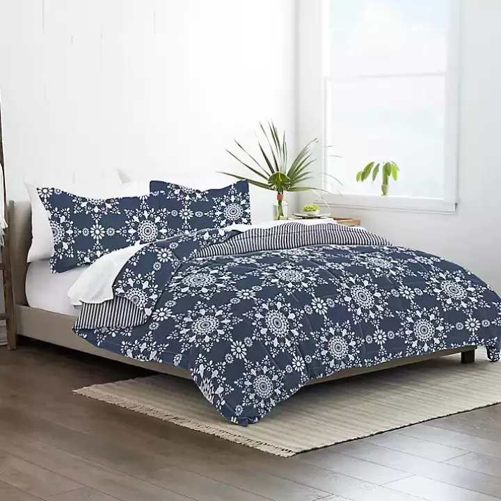 Store Navy Daisy Medallion Queen 3-pc. Comforter Set Comforters