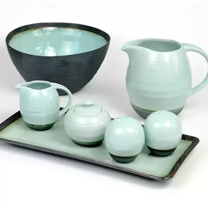 Hot Seafoam and Onyx Serving Bowl Serving & Entertaining